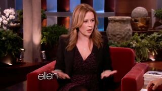 The way Jenna Fischer says "boobs" really gets me going - Celebs