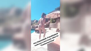 Celebrities: Sarah Hyland  Dancing  Small Bikini. What else do you need?