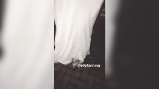 Elle Fanning wants you to take out your dick and enjoy her ass - Celebs