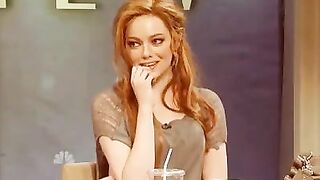 i would not be able to hold myself if Emma Stone gives me this look