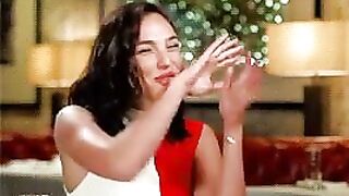 Celebrities: Girl Gadot describing the ending of the blowbang she gave her fans final night