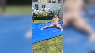 Sommer Ray's big ass on the slip n slide - Celebs