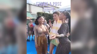 Look at the Ass on the ChloeXHalle Bitch - Celebs