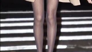 Celebrities: TAYLOR SWIFT LEATHER Petticoat Sexy Nylons
