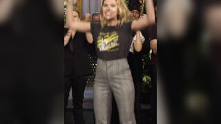Celebrities: Scarlett Johansson's fascinating ass in SNL