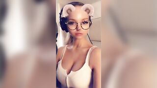 Dove Cameron's tits are so fucking hot! - Celebs