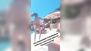 sarah Hyland showing off her sexy body in a tiny bikini