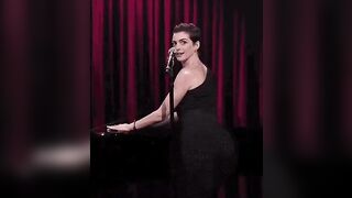Celebrities: Who else desires Anne Hathaway constricted ass