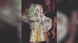Celebrities: Dua Lipa practicing her lapdance moves