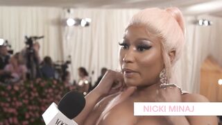 Celebrities: Nicki Minaj is made for breastfeeding