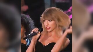 Celebrities: Taylor dancing