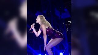 I want my cock in Taylor Swift's ass - Celebs