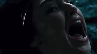 Celebrities: Girl Gadot screaming from coarse anal