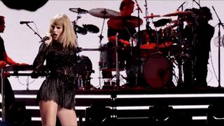 Celebrities: Taylor Swift legs got my night load