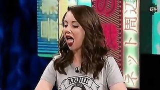 Celebrities: Alison Brie's sexy throat