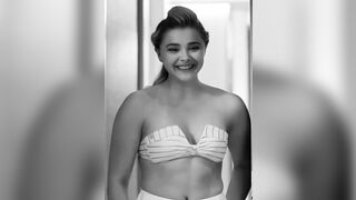 I want to cover Chloe Moretz in cum - Celebs