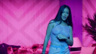 Celebrities: I love wanking to Rihanna