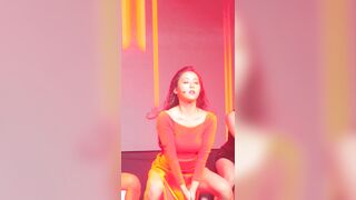 Celebrities: Dreamcatcher's Gahyeon is so magnificently sexy and seductive that I can barely take it. These erotic expressions just make me desire to cum so bad.