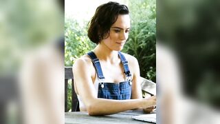 Daisy Ridley's smile is everything - Celebs