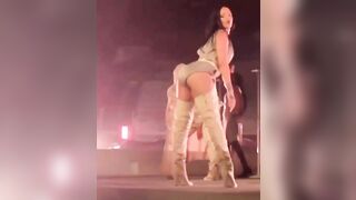 Rihanna's ass is all I want - Celebs