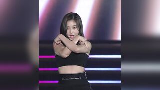 Celebrities: I just desire to fuck CLC's Seungyeon so hard during the time that thrilling her wet breasts, and I desire to pour cum into her during the time that looking into her smoky concupiscent eyes.