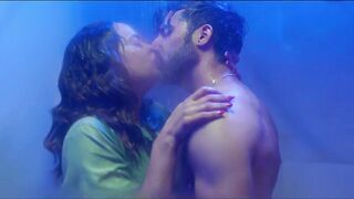 Indian Celebrities: Shweta Tiwari Shower Scene