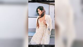 Indian Celebrities: Katrina's Sexy Cleavage