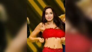 Indian Celebrities: nora fatehi with bounce
