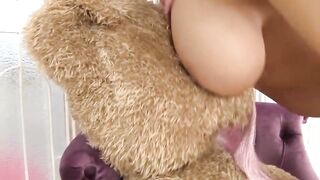 shiori Tsukada - Teddy Bear Love button Grinding